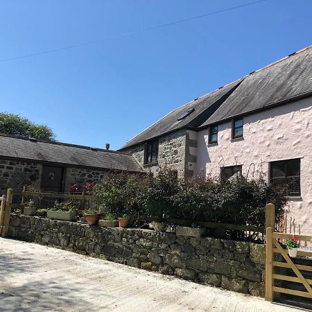 Farm Accommodation - The Lizard Peninsula, Cornwall Helston Bagian luar foto