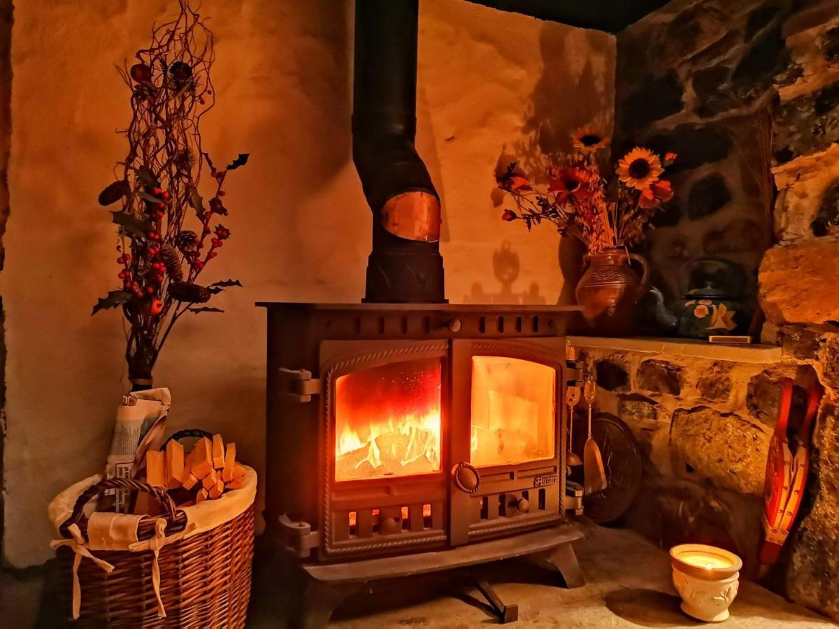 Farm Accommodation - The Lizard Peninsula, Cornwall Helston Bagian luar foto